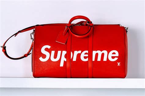 Louis Vuitton x Supreme Bag for women 